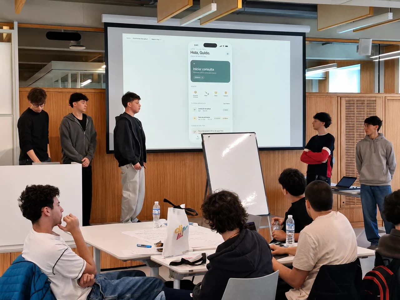 The Sana team presenting its proposal in a classroom at Universidad Torcuato Di Tella